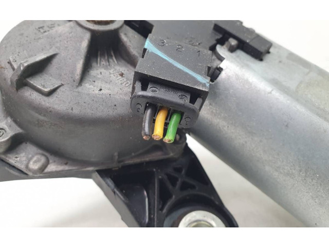 Моторчик заднего дворника     Renault Trafic II (X83)