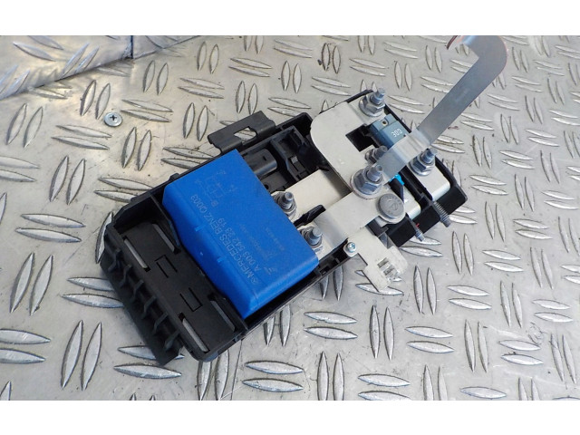 Pojistková skříňka A0035422319, A2465401350 Mercedes-Benz GLA W156 2013