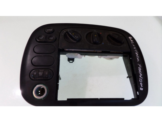 Блок управления климат-контролем 95NW18D451A, 7M0858089 Ford Galaxy