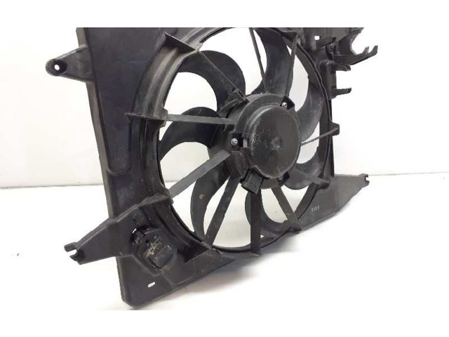 Вентилятор радиатора 8200765566, 3135104018 Dacia Sandero