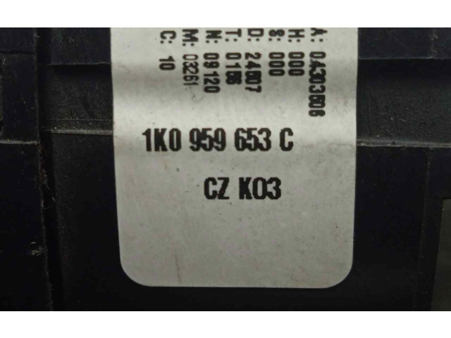 Подушка безопасности водителя 1K0959653C Skoda Octavia Mk2 (1Z)