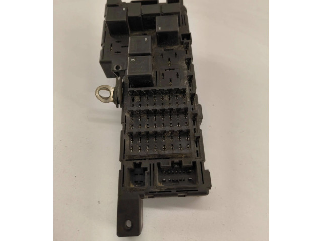 Блок предохранителей 9452993, 518322110 Volvo V70