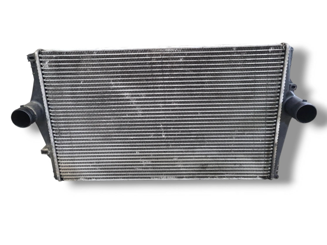 Интеркулер  8649471, 8649471A   Volvo S80 