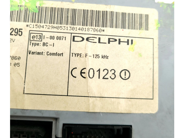 Блок предохранителей 51737295, E13I000071 Fiat Albea