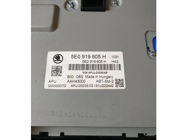 Блок управления климат-контролем 5E0919605H Skoda Octavia Mk3 (5E)