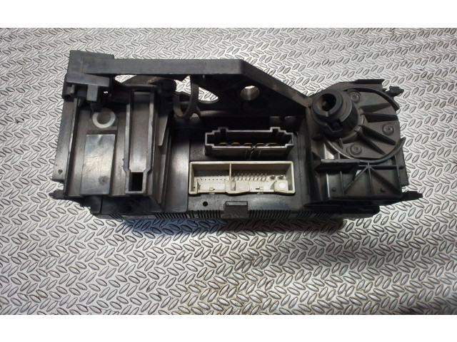 Блок управления климат-контролем    Volkswagen Caddy