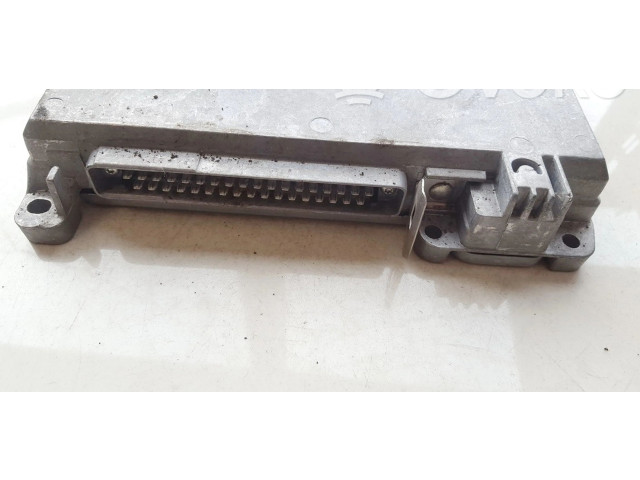 Řídící jednotka S111702102 Volvo 440 1994