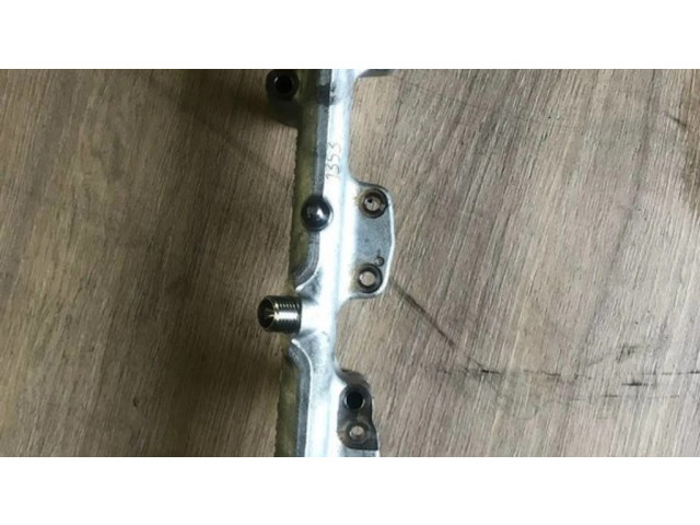 Vstřikovací lišta 14018510 BMW X1 F48 F49 pro naftový motor 2.0