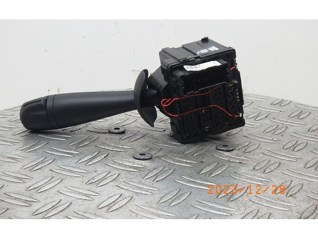 Переключатель дворников 681726046R Dacia Lodgy