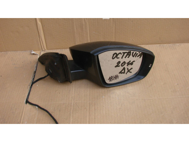 Зеркало электрическое Skoda Octavia Mk3 (5E) 2013 - 2019 года