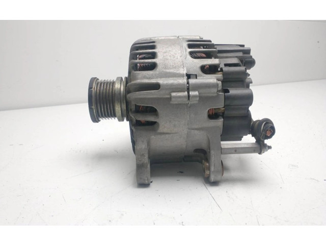 Генератор 2715268D, 217030813   Skoda Superb B6 (3T)      