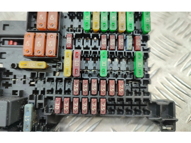   Pojistková skříňka 5WA937615   Volkswagen Transporter - Caravelle T7 2023