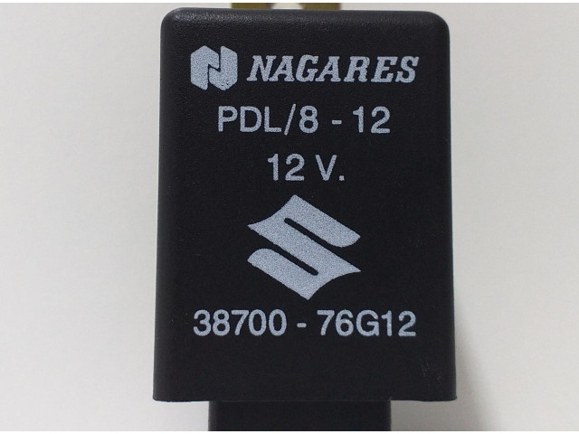 Блок предохранителей 3870076G12, 56286   Suzuki Jimny    