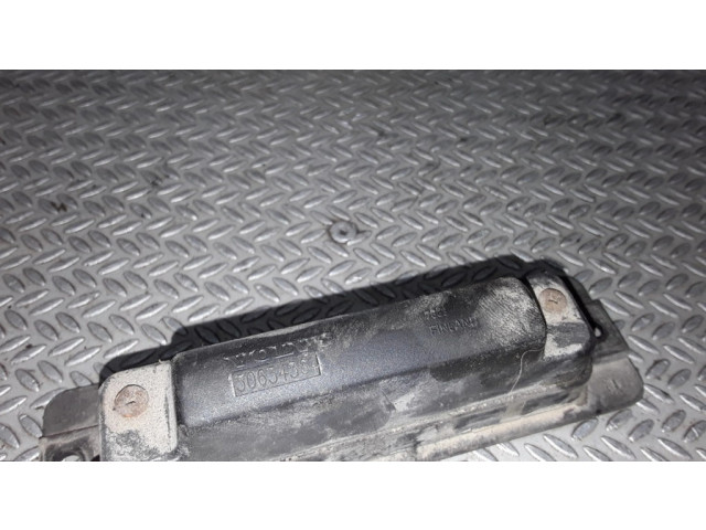 Выключатель открытия задней двери