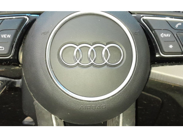 Подушка безопасности водителя    Audi Q2 -