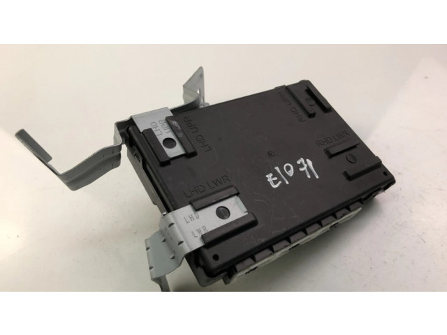 Блок управления 954001P720 KIA Venga