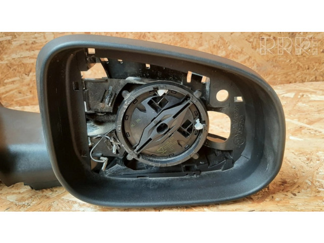 Зеркало электрическое правое Volvo V70 2008-2013 года