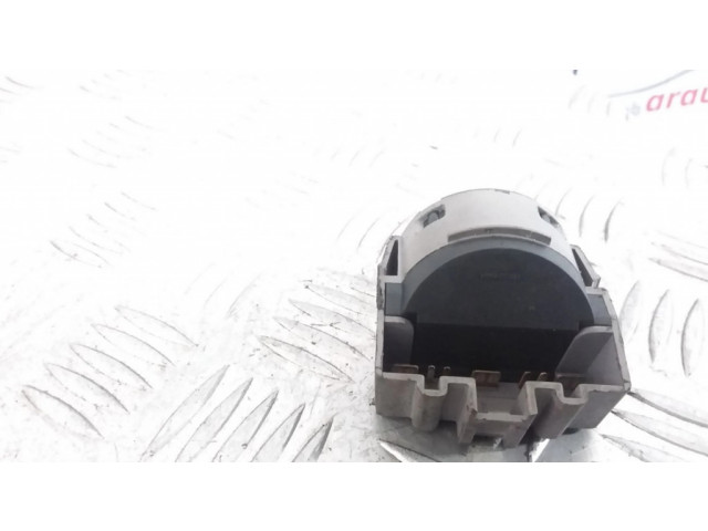 Контакты замка зажигания