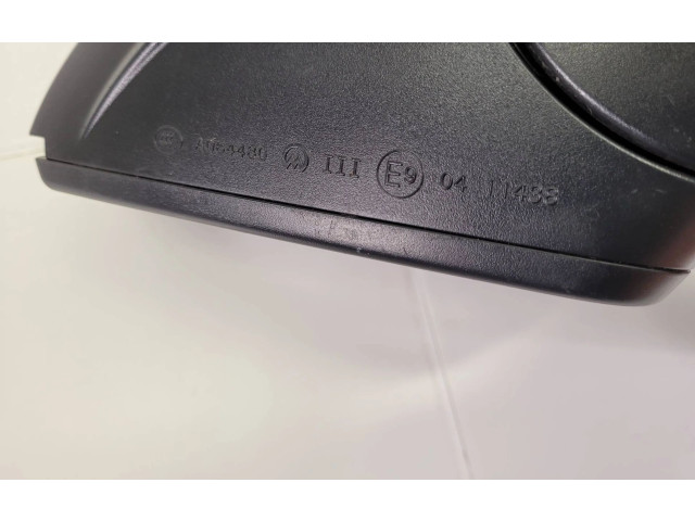 Зеркало электрическое        Volkswagen Polo  2002 - 2005 года   