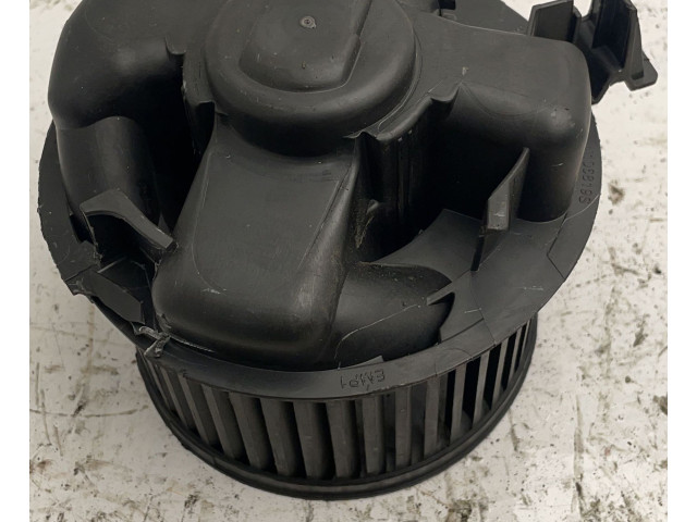 Вентилятор печки Dacia Duster