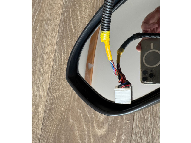 Зеркало электрическое Nissan Ariya 2021 - года