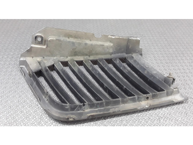 Верхняя решётка Mitsubishi L200 2006-2014 года MN142328