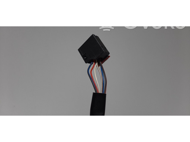 Зеркало электрическое Volkswagen Golf Plus 2005 - 2013 года