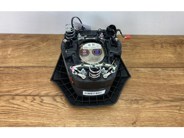 Подушка безопасности водителя 84146850   Chevrolet Camaro