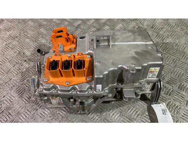 Преобразователь напряжения