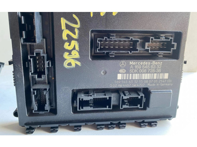   Pojistková skříňka 1695456332, 5DK00872836   Mercedes-Benz A W169 2008