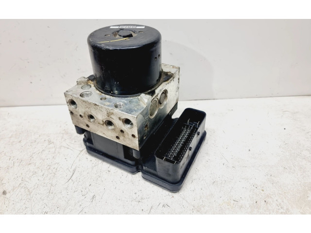 Блок АБС 31329137, 31329138   Volvo  S60  2011 - 2013 года