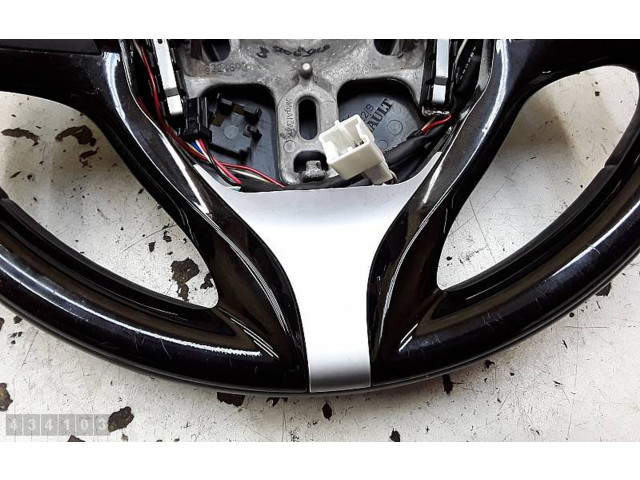 Руль Renault Clio IV  2012-- года 484007003R      