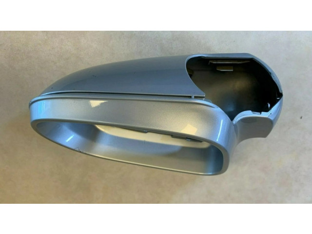 Пластиковая отделка зеркала