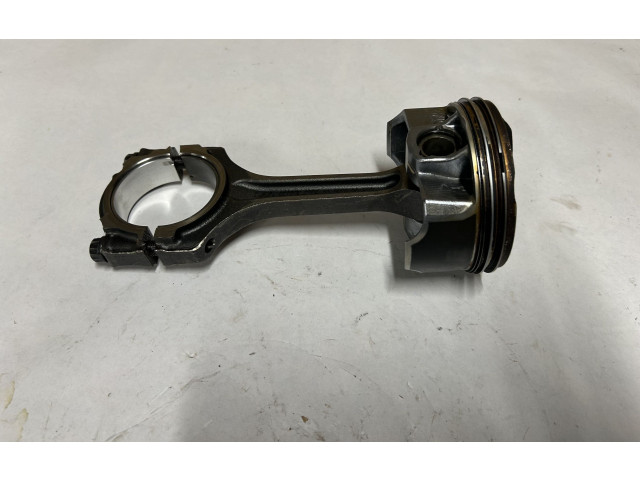 Píst M174T5C Ford Mustang VI