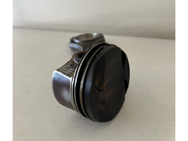 Píst Volkswagen T-Roc DLA