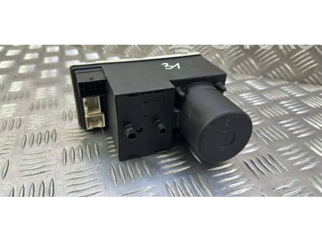 Руль Audi A8 S8 D3 4E 2002 - 2009 года 8L0862257P