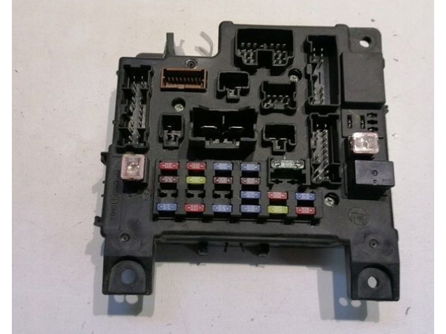 Блок предохранителей 8637A320, 507878577 Mitsubishi Lancer