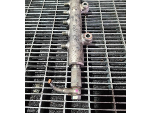 Топливная рампа Mitsubishi L200 для двигателя 4D56