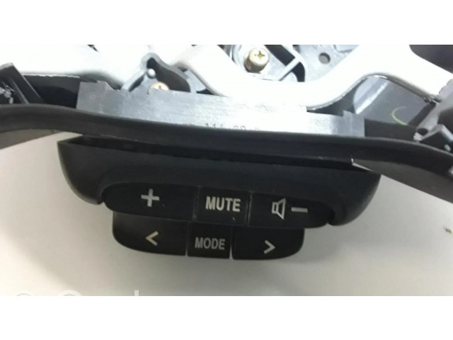 Volant Suzuki Liana 2002 GS12000290