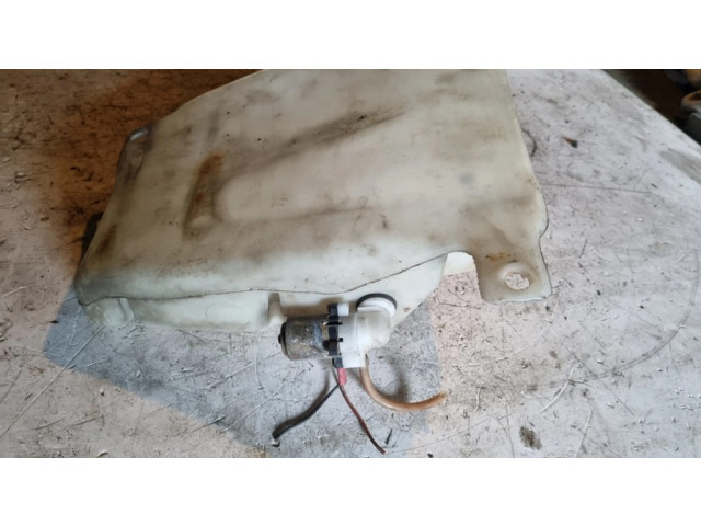 Бачок оконной жидкости