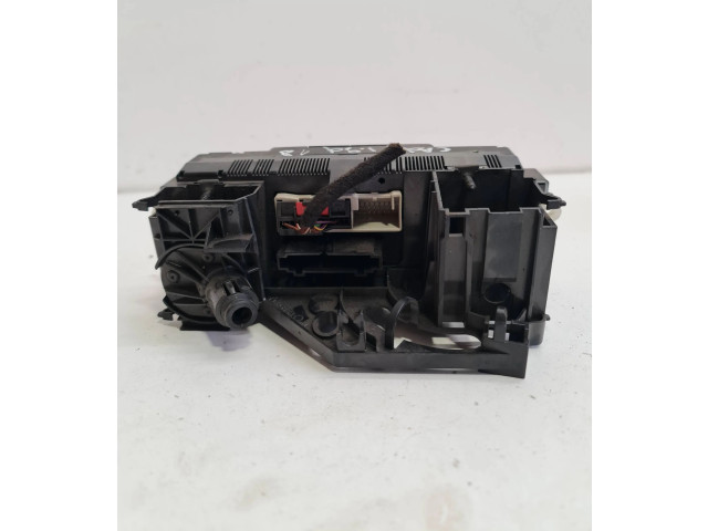 Блок управления климат-контролем    Volkswagen Caddy