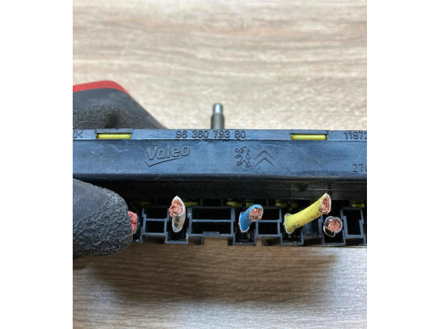 Блок предохранителей 9636079380, Used   Peugeot Expert    