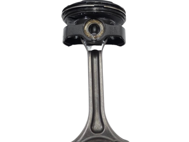 Поршень 46354757, 46346020 Jeep Renegade