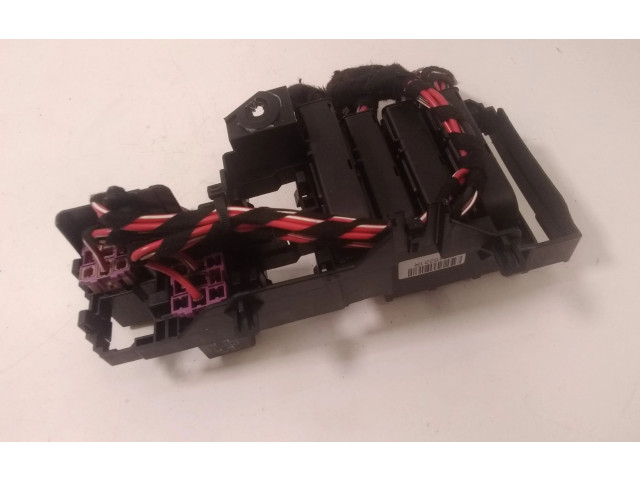 Блок предохранителей 8K0971845A Audi Q5 SQ5