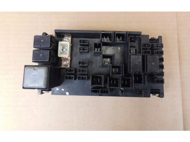 Блок предохранителей 82241SG000   Subaru Forester SJ    