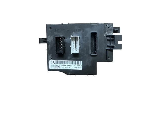 Блок комфорта 8200790995   Renault Trafic II (X83)   