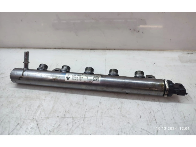 Vstřikovací lišta 175216420R   Nissan Qashqai+2    R9M 