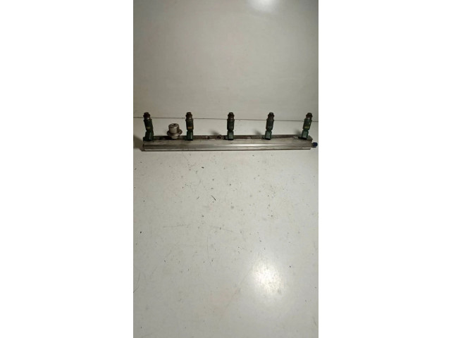 Топливная рампа 0485146, 9202710 Volvo S60