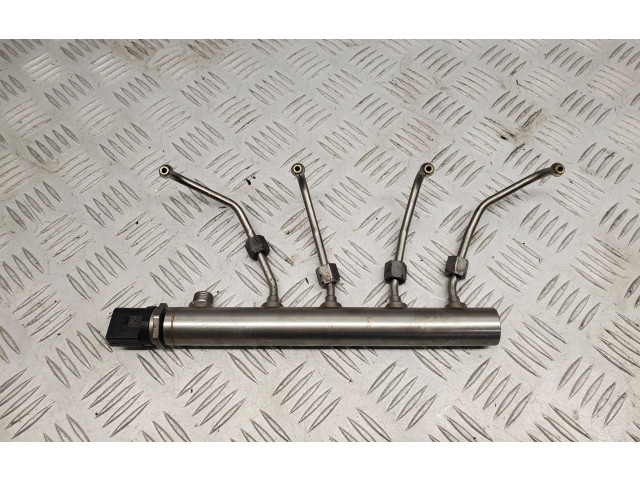 Vstřikovací lišta 7585411, 1353758541109 BMW 3 F30 F35 F31 pro benzínový motor 2.0 N20B20O