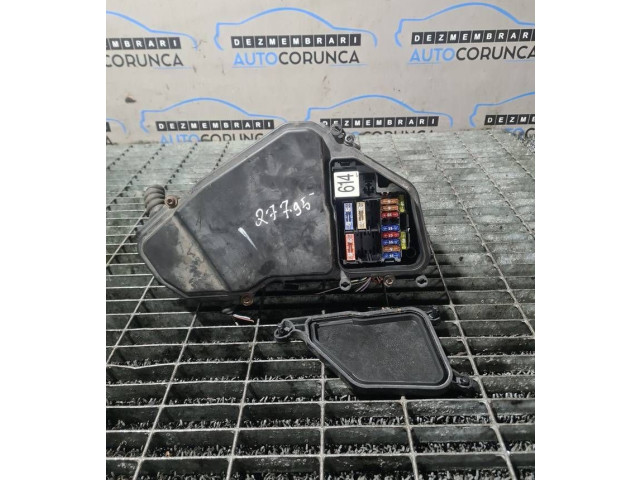   Pojistková skříňka    Audi Q7 4L 2007